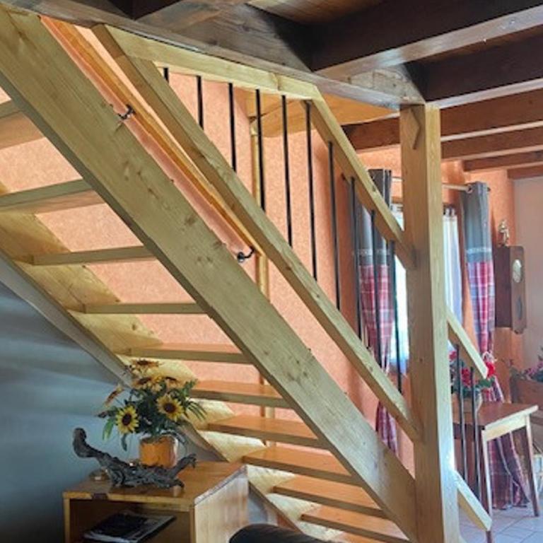 Chalet spacieux 8 pers, 3 chambres, cheminée, Wi-Fi, BBQ - FR-1-762-1 - Chalet - 9