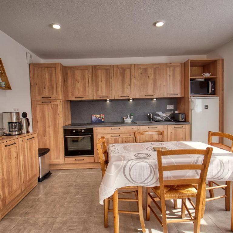 Appartement lumineux à Verchaix, 4 pers, terrasse, garage, Wifi - Appartement 1 Chambre - 2