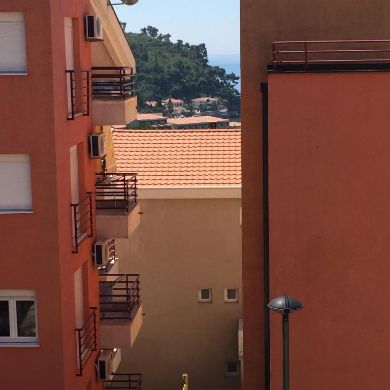 Apartments Ivan - Apartman sa 1 Spavaćom Sobom, Terasom i Pogledom na More - 13