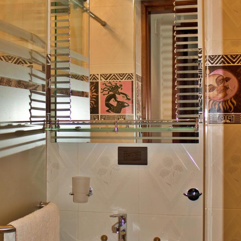 Chaska Hotel - Habitación Triple - 11