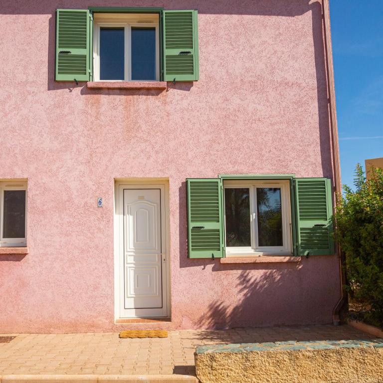 Résidence Padro - Appartement 2 Chambres avec Climatisation - 12