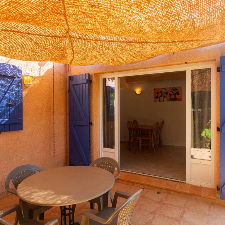 Résidence Padro - Appartement 1 Chambre Climatisé - 10