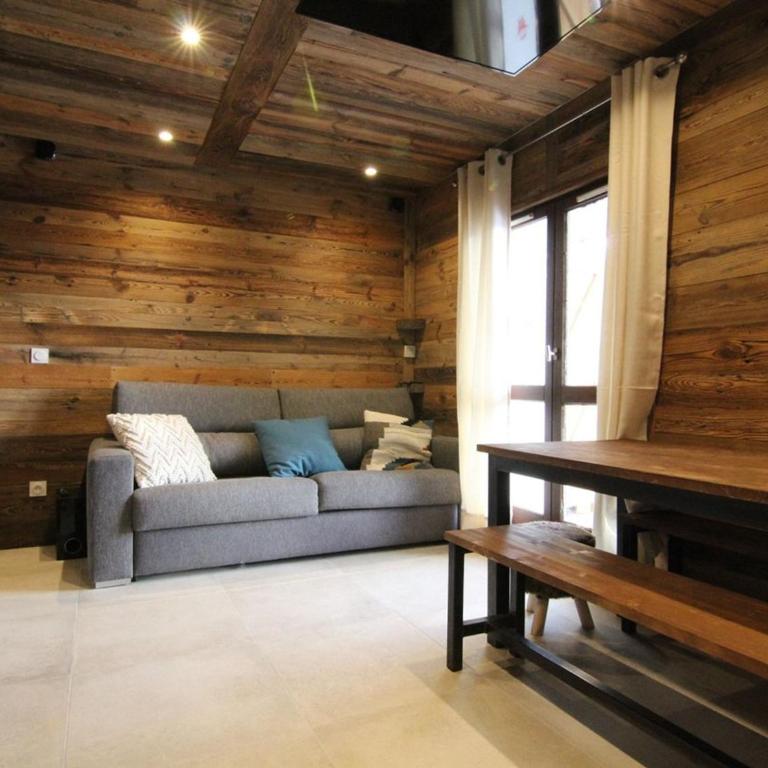 Appartement spacieux 3 pièces avec grande terrasse au cœur de l'Alpe d'Huez, parking et casier à skis inclus - Apartment mit 1 Schlafzimmer - 4