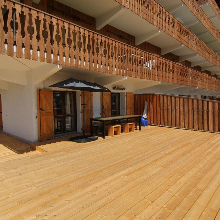 Appartement spacieux 3 pièces avec grande terrasse au cœur de l'Alpe d'Huez, parking et casier à skis inclus - Apartment mit 1 Schlafzimmer - 10