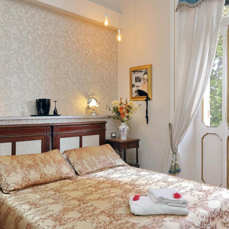 Domus Monamì Luxury Suites - Camera Matrimoniale/Doppia con Letti Singoli con Vista Giardino - 8