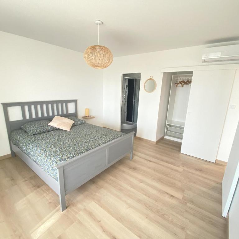 T5 rénové à 4 min de la plage - Appartement - 18