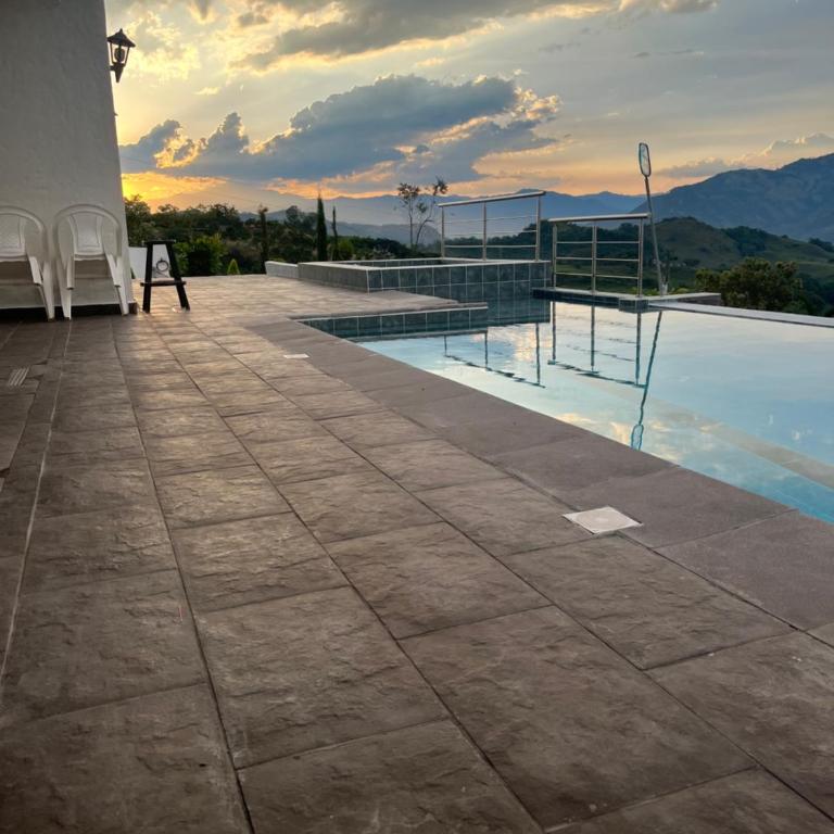 Villa Venecia Colonial - Villa - 76