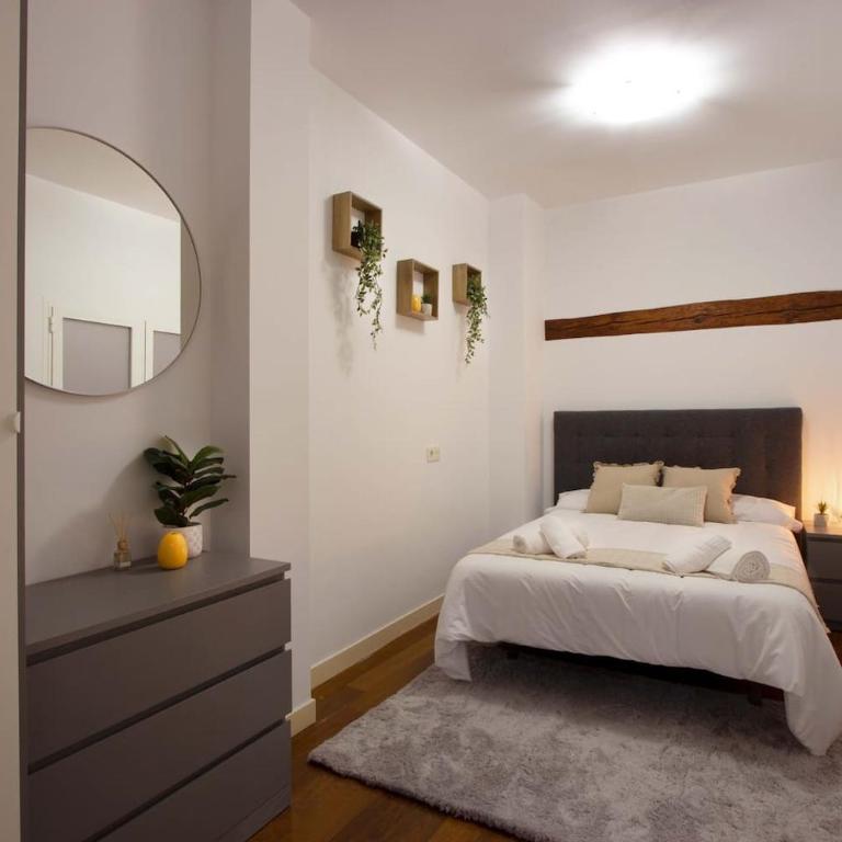Impresionante piso Centro histórico & Plaza Mercado - Apartamento de 2 dormitorios - 5