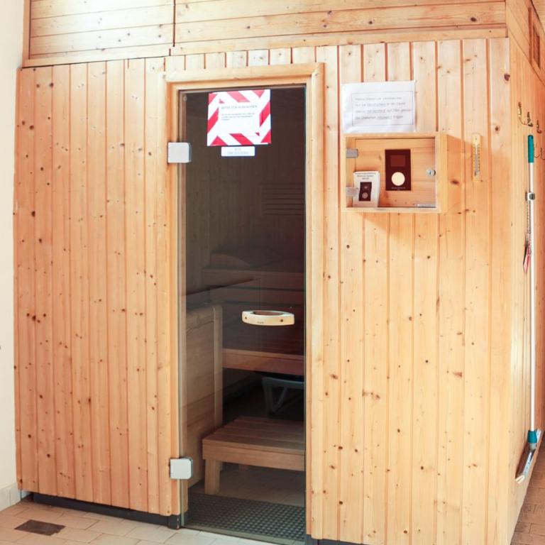 Modernes Alpenstudio mit Bergblick, Pool und Sauna - Apartment mit 1 Schlafzimmer - 14