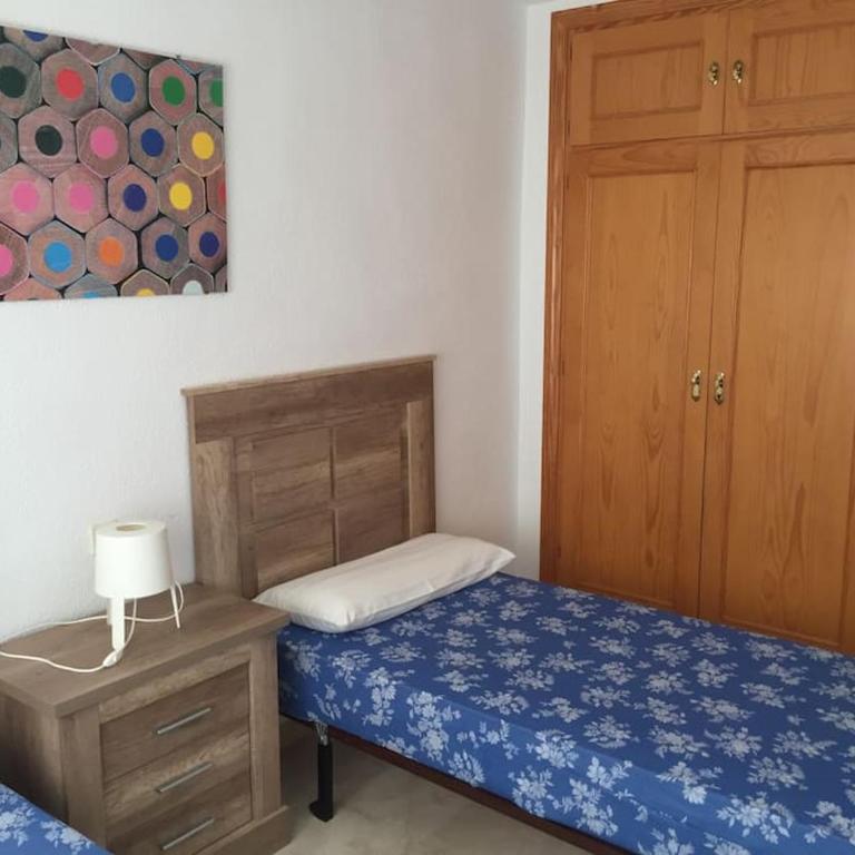 PISO LA HERRADURA FRENTE AL MAR CON PISCINA-GARAJE - Three-Bedroom Apartment - 14