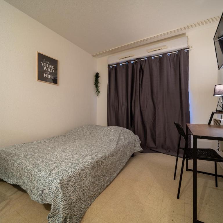Appartement tout équipe wifi à 6 min St Charles - Studio - 4