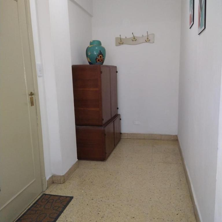 Departamemto a la calle amplio y luminoso zona centrica - Two-Bedroom Apartment - 4