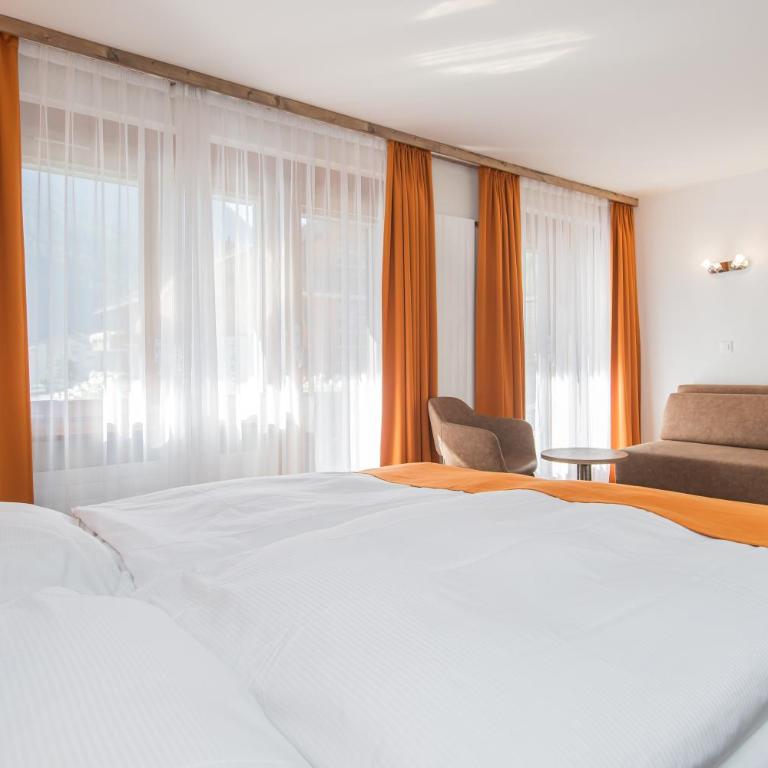 Hotel Taescherhof - Standard Dreibettzimmer - 1