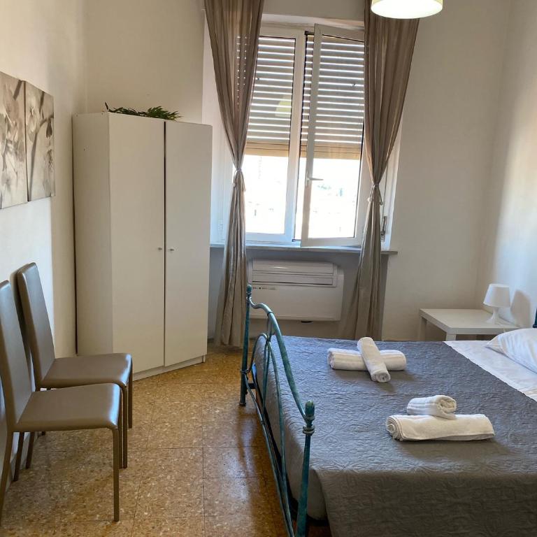 Night & Day - Camera Matrimoniale Standard con Bagno in Comune - 34