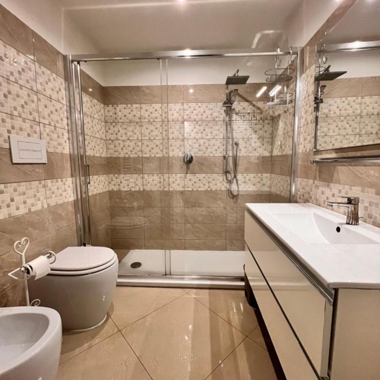 Ludovisi Barberini Grand Apartment - Appartamento con 2 Camere da Letto - 27