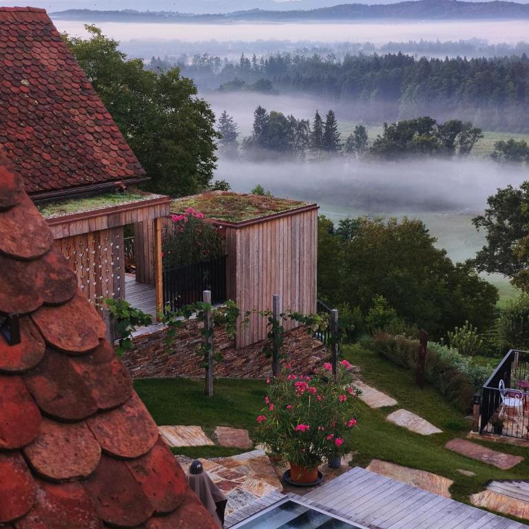 Am Wildbachberg - Luxus Ferienhäuser mit Infinitypool, Privatsauna und Weinkeller - Deluxe Villa - 43