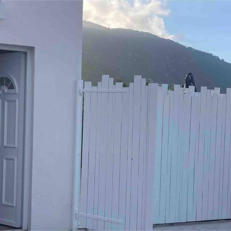 Petite maison avec terrasse. - Casa de 2 dormitorios - 8
