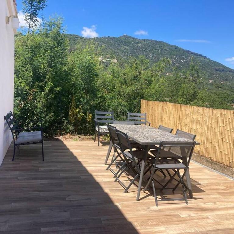 Petite maison avec terrasse. - Casa de 2 dormitorios - 19