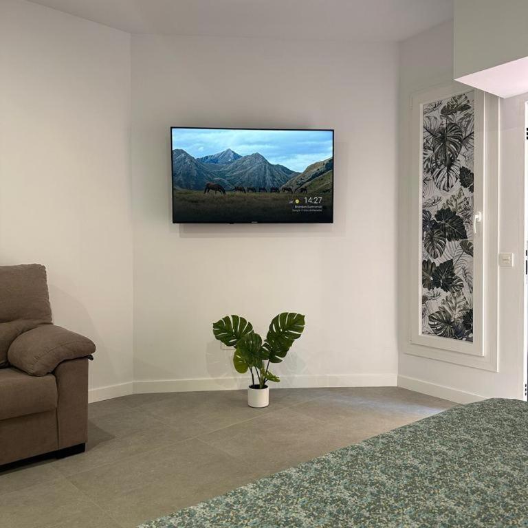 FANTÁSTICO PISO A 5 MINUTOS DE LA ESTACION DE BUS Y TREN a metros de la PLAYA - Apartamento de 1 dormitorio - 8