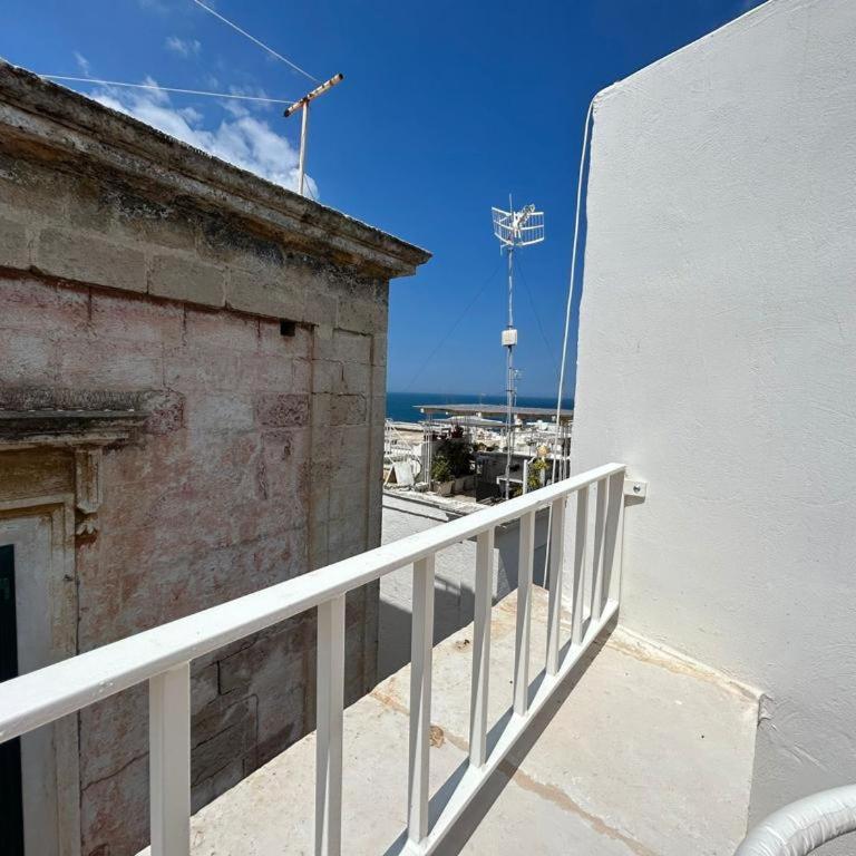 Trame - La Naca sul Porto - Camera Matrimoniale Deluxe con Vista Mare Laterale - 27