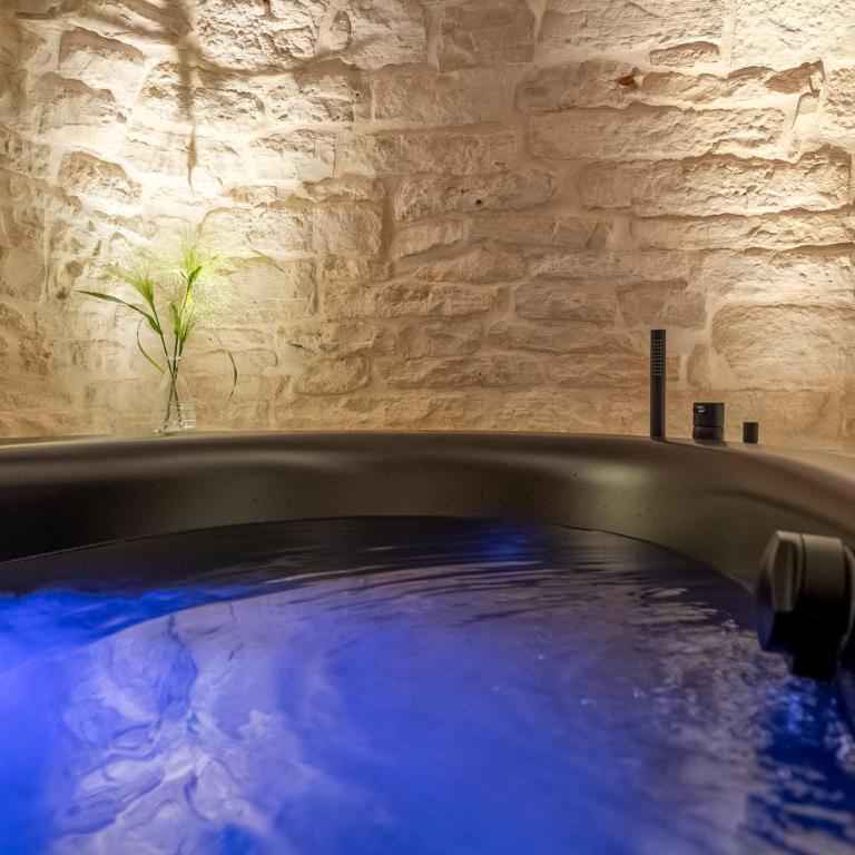 La Mandorla Luxury Trullo - Suite con Vasca Idromassaggio - 2