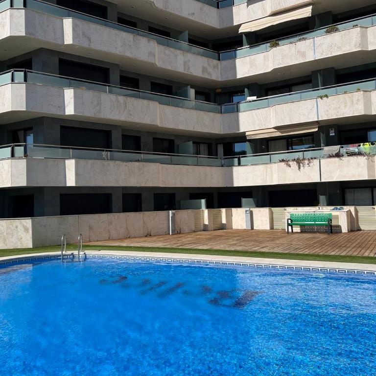 Duplex Piscina y Parking MasBlau Beach by Host&Joy - Appartamento con 3 Camere da Letto - 50