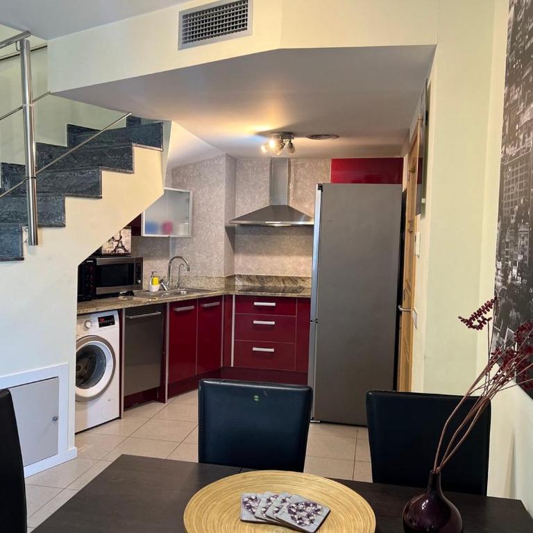 Duplex Piscina y Parking MasBlau Beach by Host&Joy - Appartamento con 3 Camere da Letto - 53
