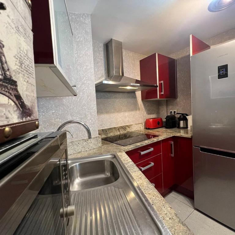 Duplex Piscina y Parking MasBlau Beach by Host&Joy - Appartamento con 3 Camere da Letto - 55