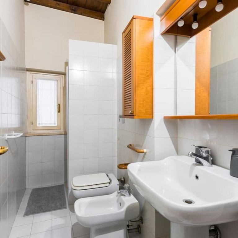 [Vista sulla Basilica] - Appartamento con 2 Camere da Letto - 31