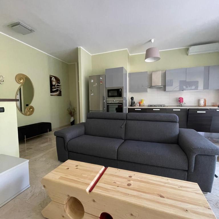 Civico 24 Appartamento in centro ad Arona - Appartamento con 1 Camera da Letto - 3