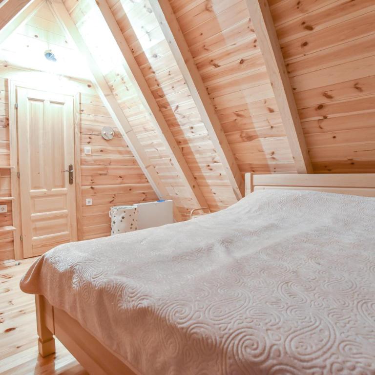 Guest House Max - Three-Bedroom Villa - 10