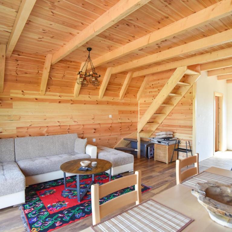 Guest House Max - Three-Bedroom Villa - 5