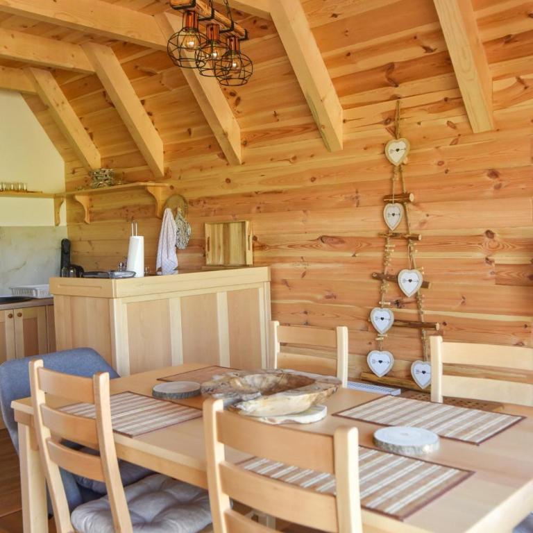 Guest House Max - Three-Bedroom Villa - 19