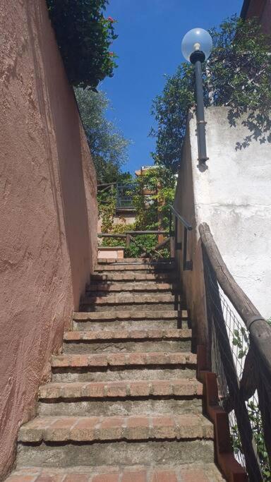Bilocale Casa Manu Garden - Appartamento con 1 Camera da Letto e Balcone - 12