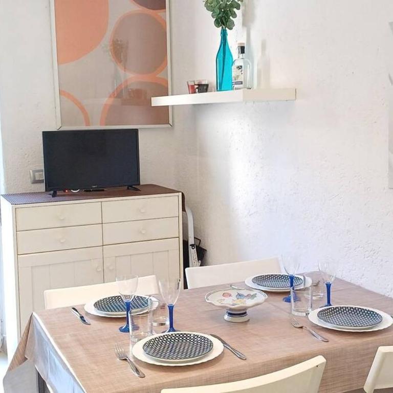 Bilocale Casa Manu Garden - Appartamento con 1 Camera da Letto e Balcone - 32
