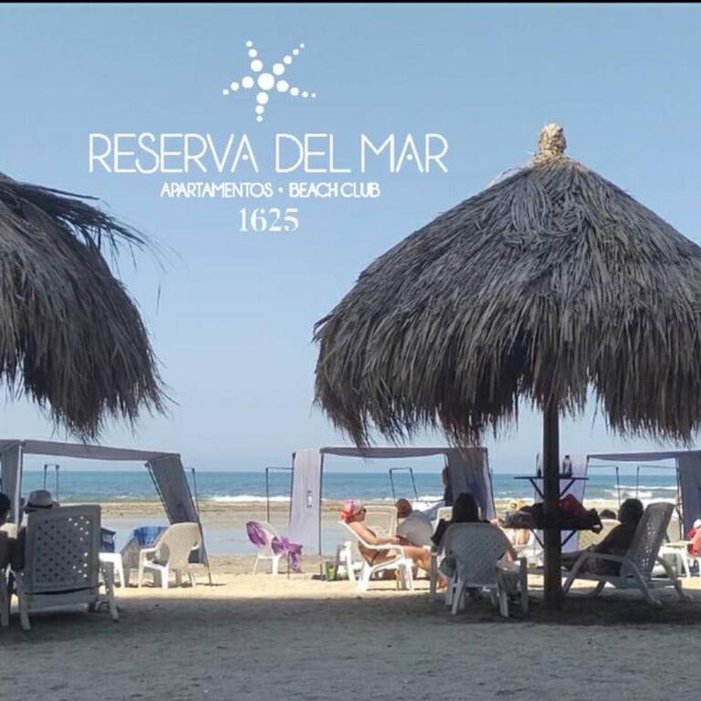 Hermoso y lujoso piso 14 con Salida Directa a la playa y clubhouse increible - Apartamento de 2 dormitorios - 92