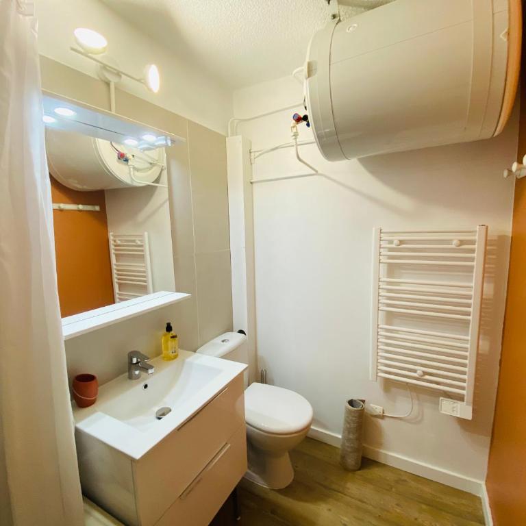 Appartement cosy proche des pistes avec vue - Apartamento de 1 dormitorio - 6