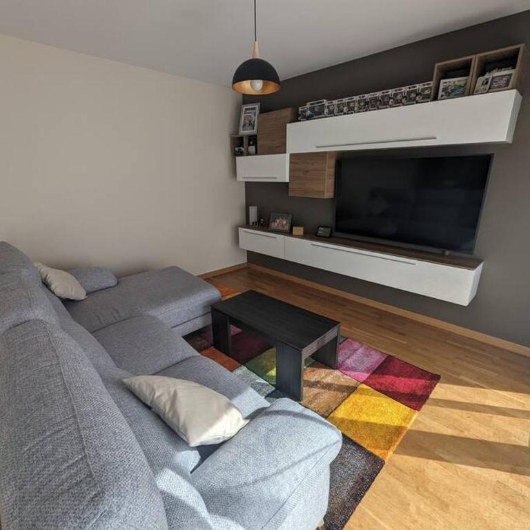 Piso completo y moderno, Burgos - Apartamento de 2 dormitorios - 2