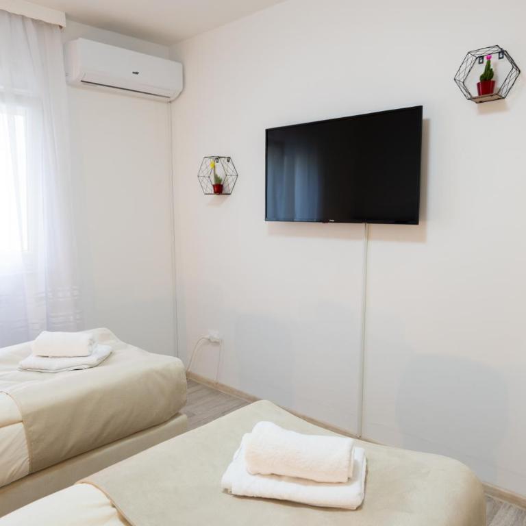 Hidden Gem - Apartman sa 2 Spavaće Sobe - 31