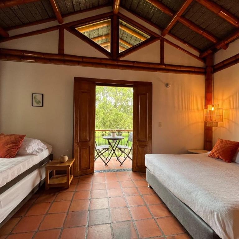 Finca Hotel Santana - Habitación Doble con balcón - 2