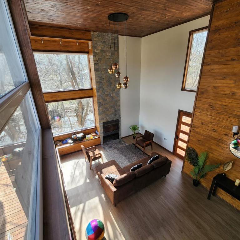 Casa Cochrane - Three-Bedroom House - 1