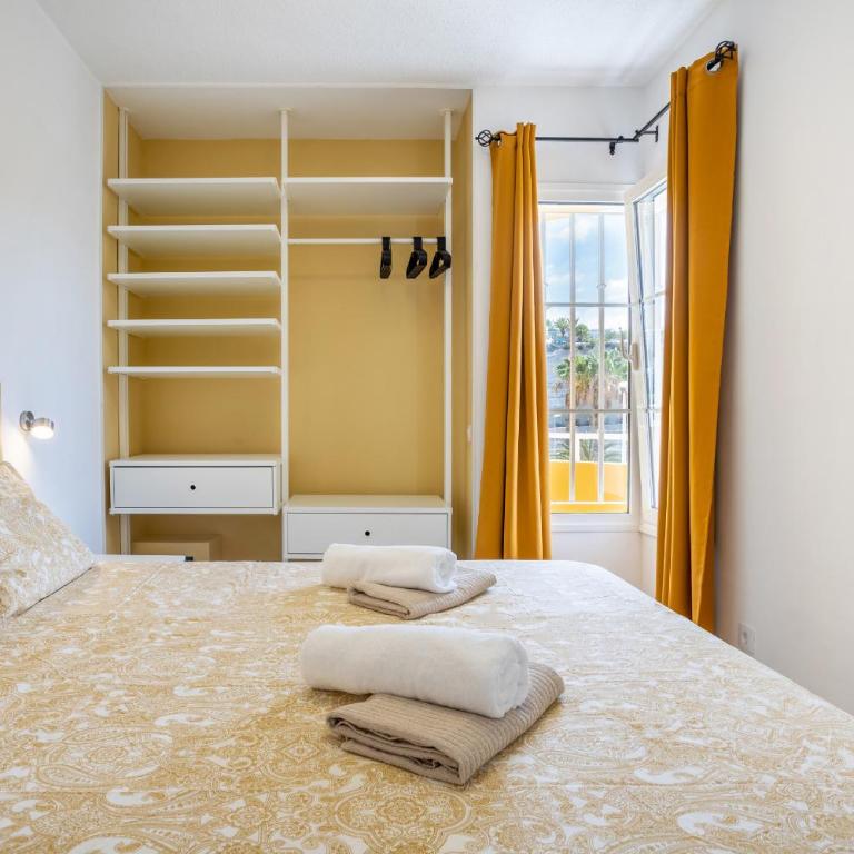 Great Ocean View Torviscas Beach Home by LoveTenerife - Apartment with Sea View - 13