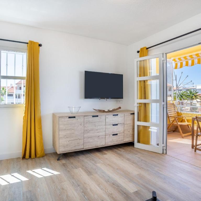 Great Ocean View Torviscas Beach Home by LoveTenerife - Apartment with Sea View - 4