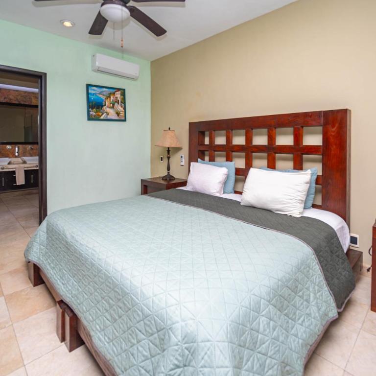 202 C - Apartment in first line of beach with direct access to the beach - Three-Bedroom Apartment - 16