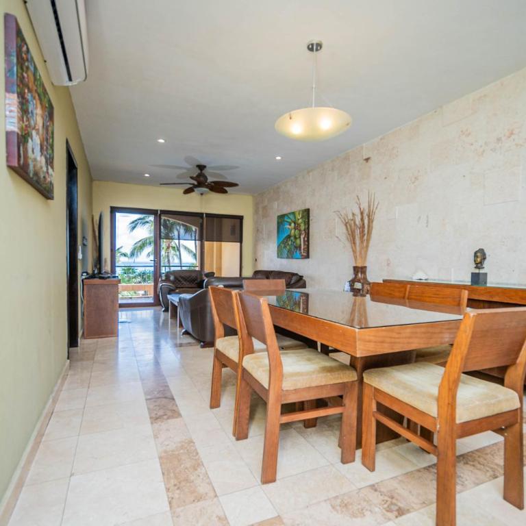 202 C - Apartment in first line of beach with direct access to the beach - Three-Bedroom Apartment - 10
