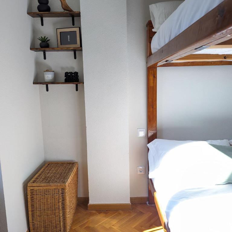 Piso Grande La Viña - Two-Bedroom Apartment - 7