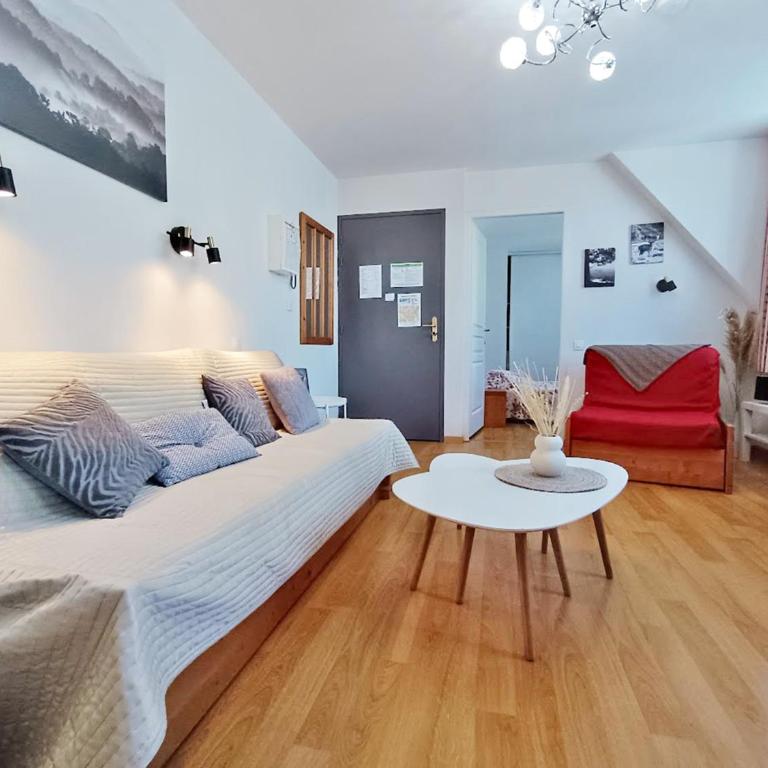 Le Venasque, T2, centre Luchon, wifi, casier à ski, ascenseur, 4 personnes - Appartement 1 Chambre - 7
