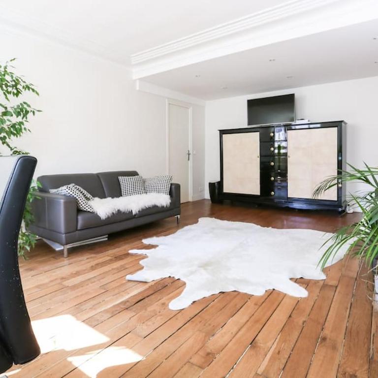 Central and Parisian style - 3 bedrooms - Appartement 3 Chambres - 3