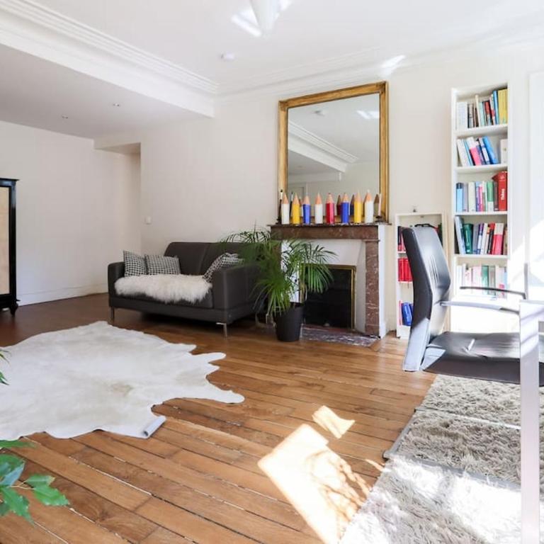 Central and Parisian style - 3 bedrooms - Appartement 3 Chambres - 5