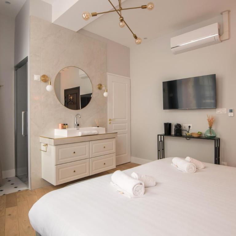 Les Suites Faidherbe - Zimmer mit Kingsize-Bett - 4